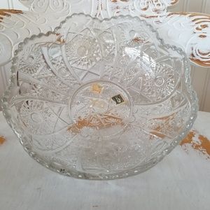 Imperial Glass Daisy & Button Scalloped Edge Bowl